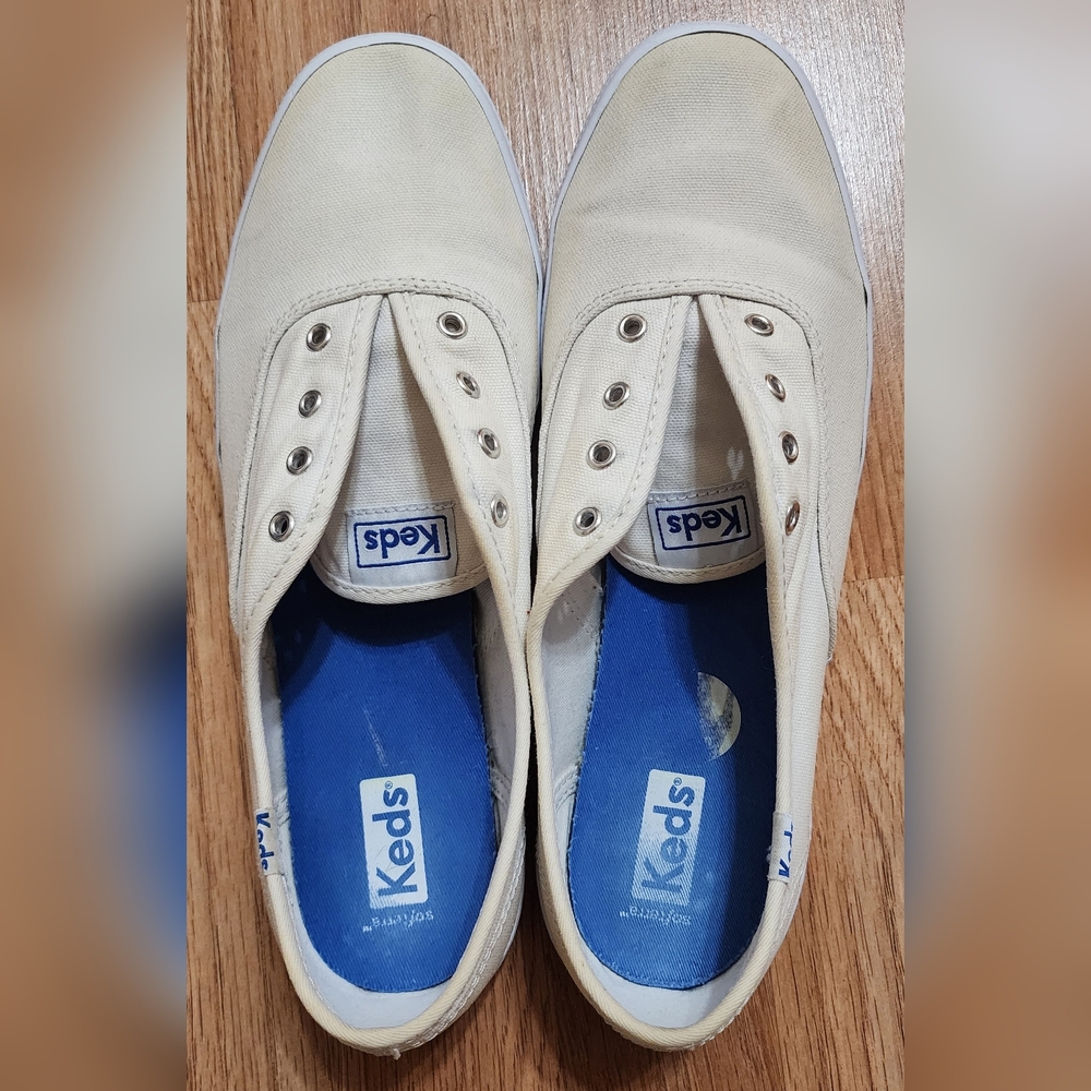 Keds Sneakers Size 9 - Picture 2 of 11